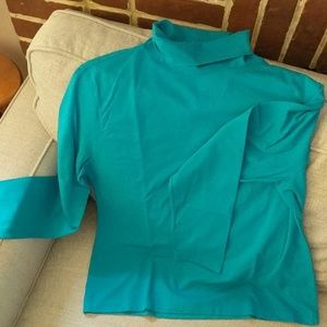 Chico's like new turquoise turtleneck size 3 (XL)